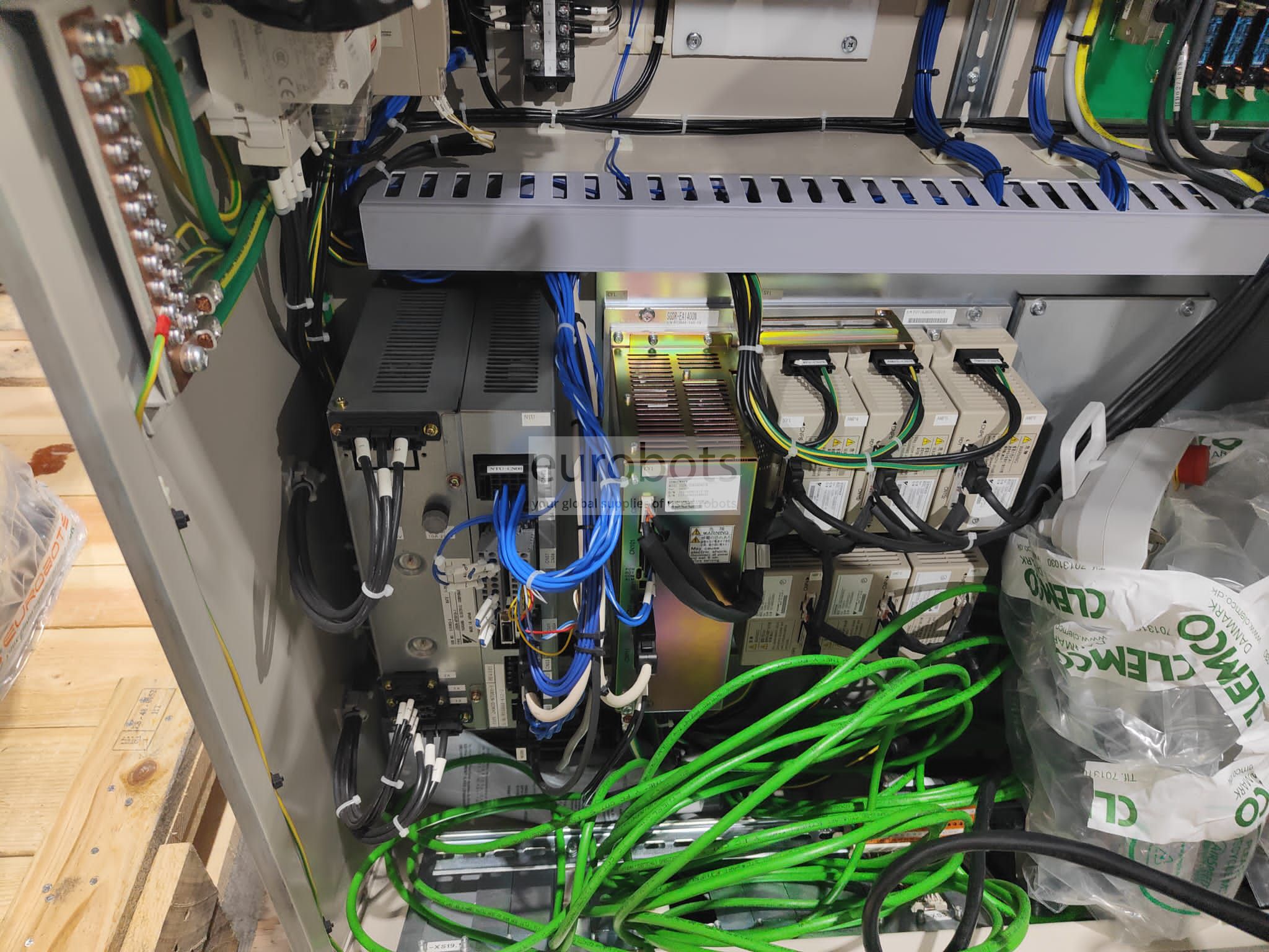 used robot motoman epx1250 with nx100 controller yaskawa