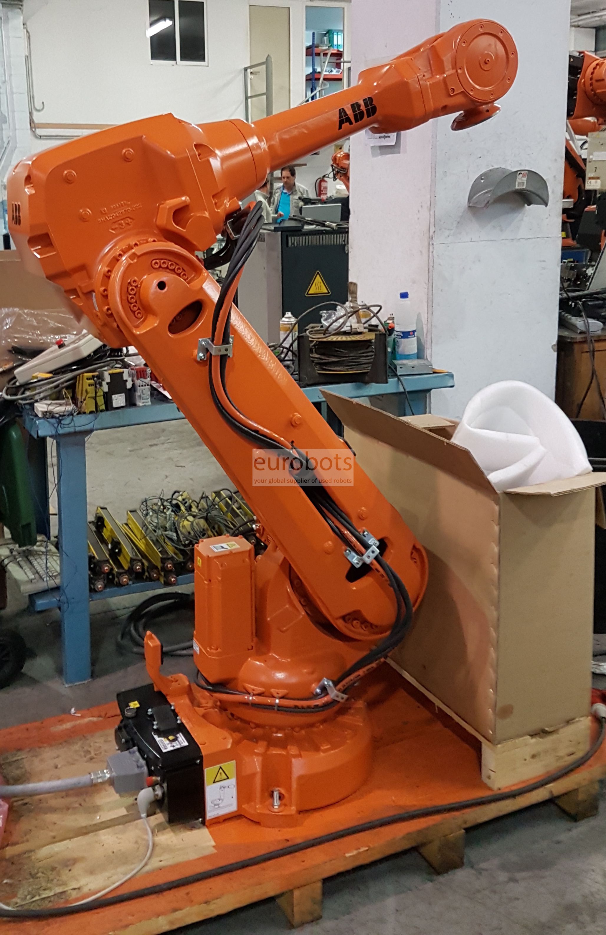 二手abb机器人irb abb 4600 m2004与irc5控制器